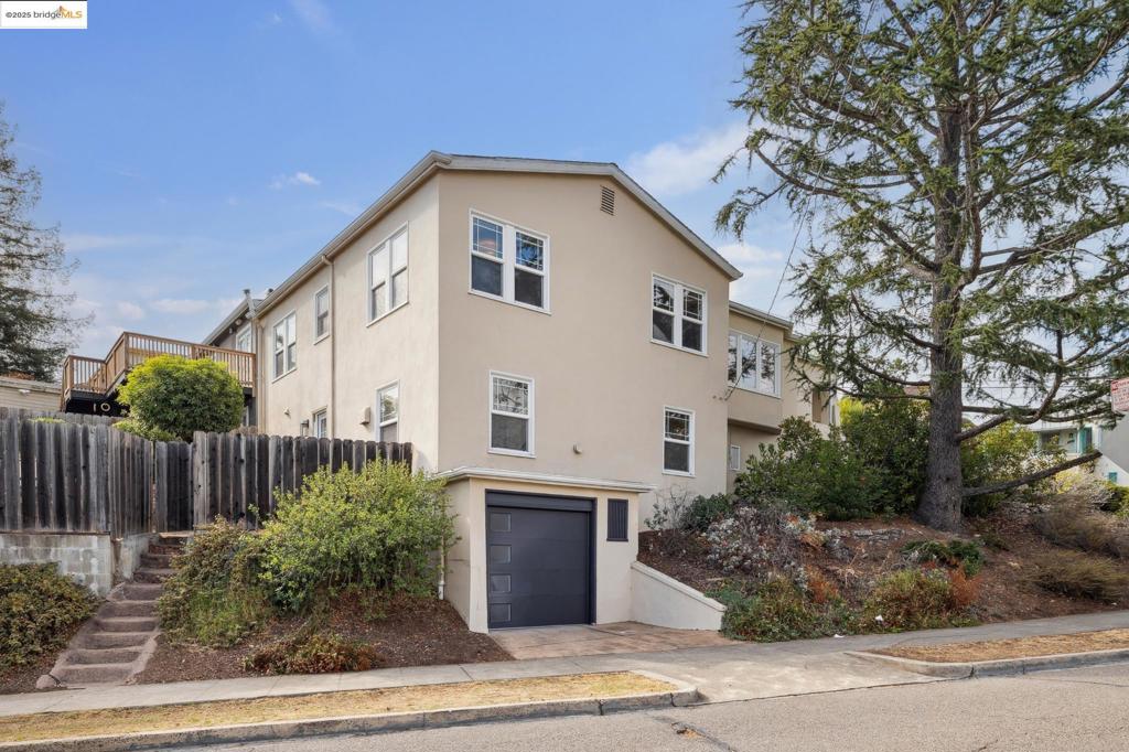 MAXWELL PARK - Residential