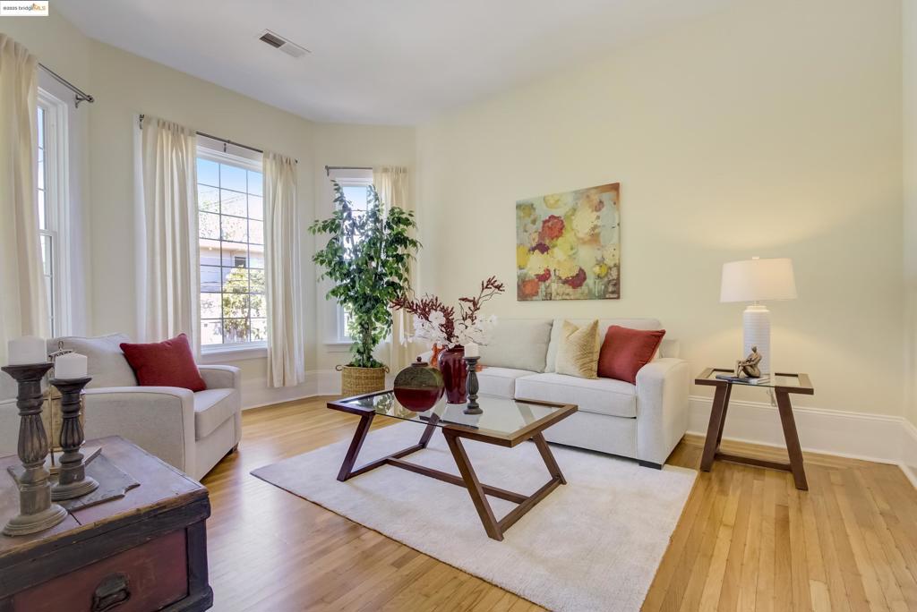 BERKELEY - Residential Income