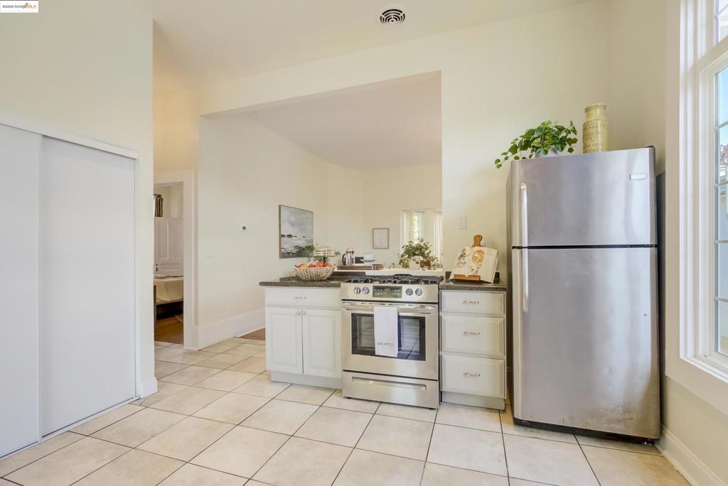 BERKELEY - Residential Income