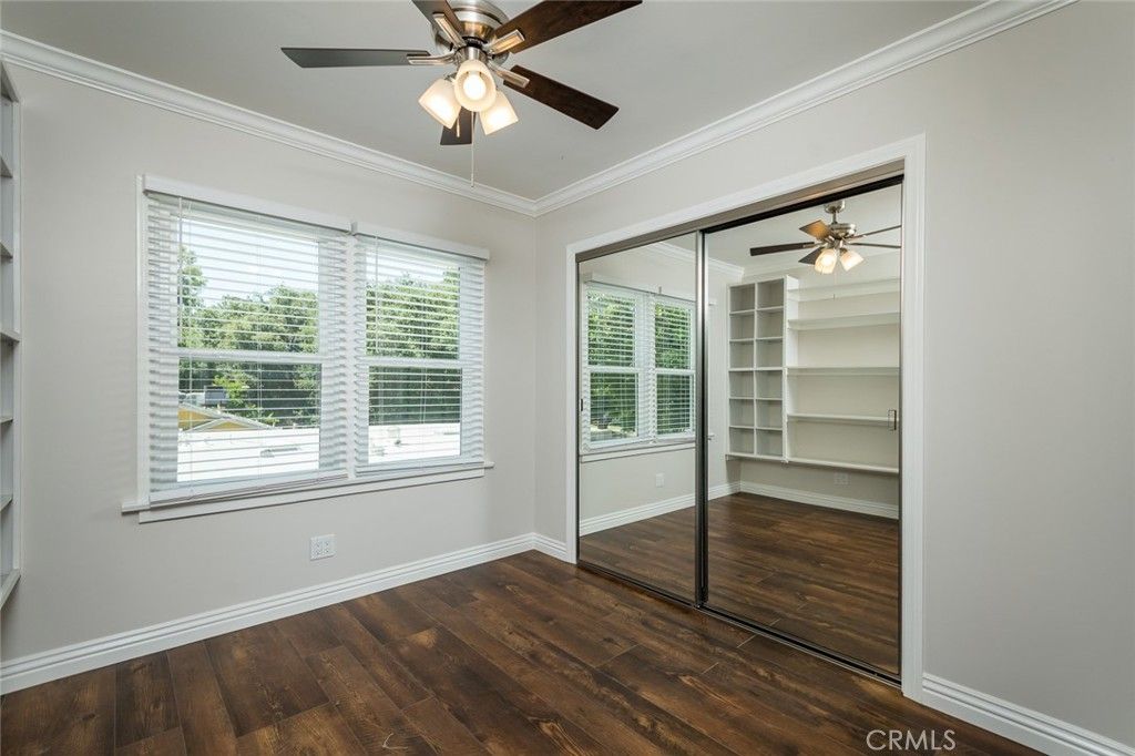 listing image 130727490818727877349