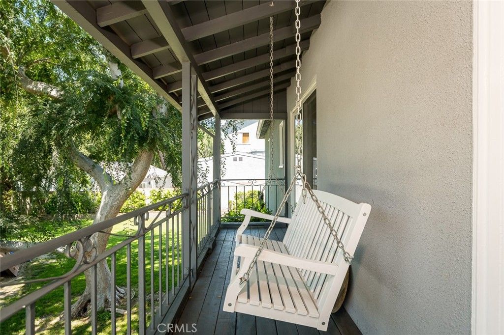 listing image 130720838231553275659
