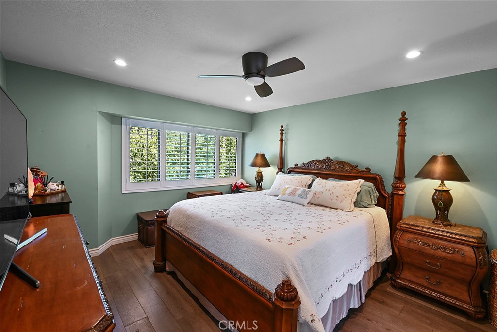 Westlake Bay (728) - Residential