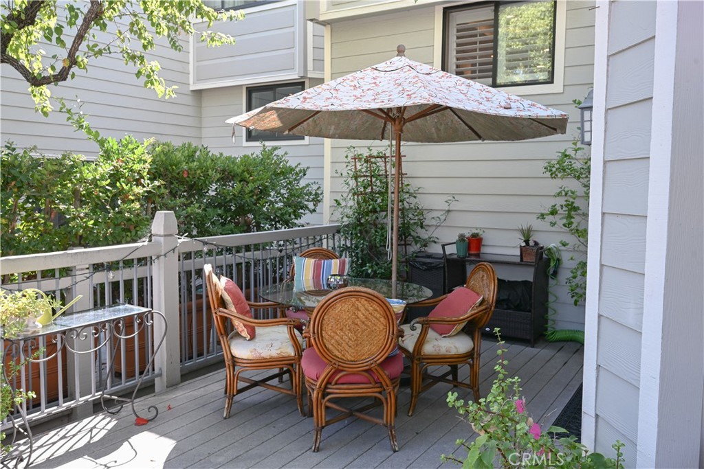 Westlake Bay (728) - Residential