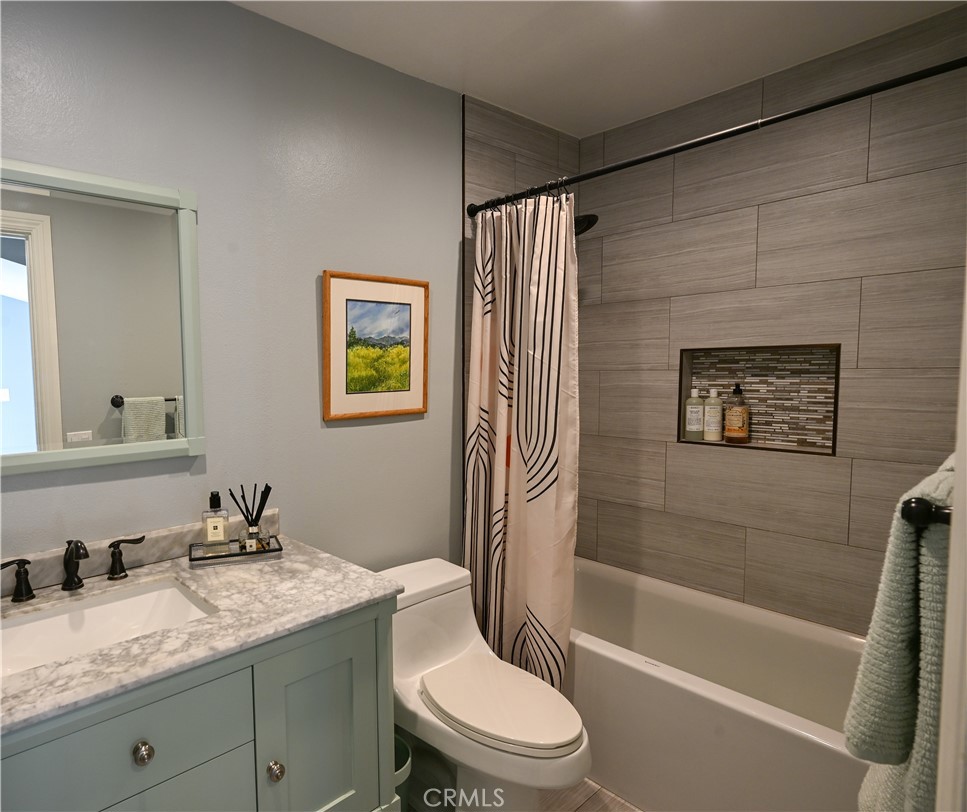 Westlake Bay (728) - Residential