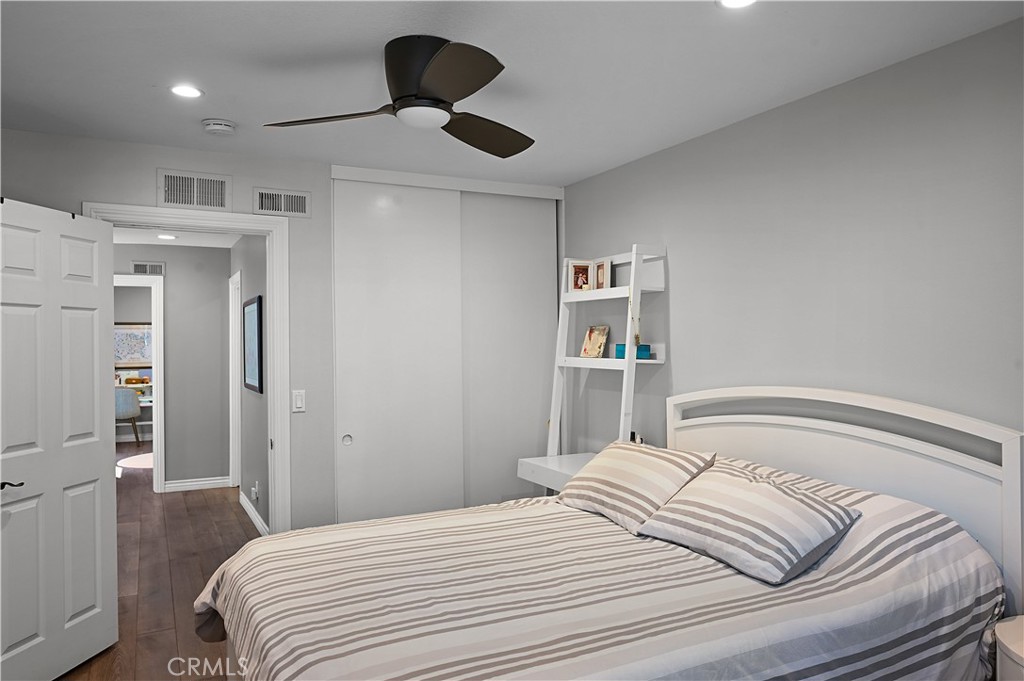 Westlake Bay (728) - Residential