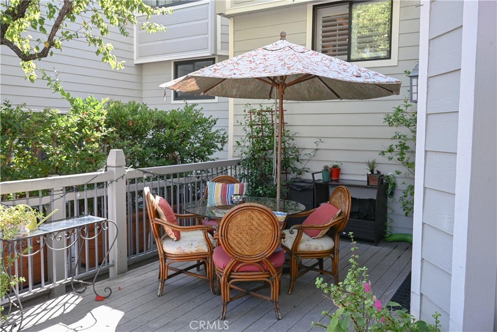 Westlake Bay (728) - Residential