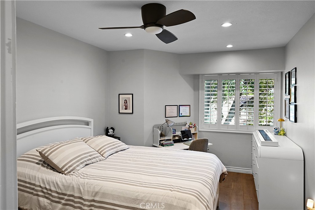 Westlake Bay (728) - Residential