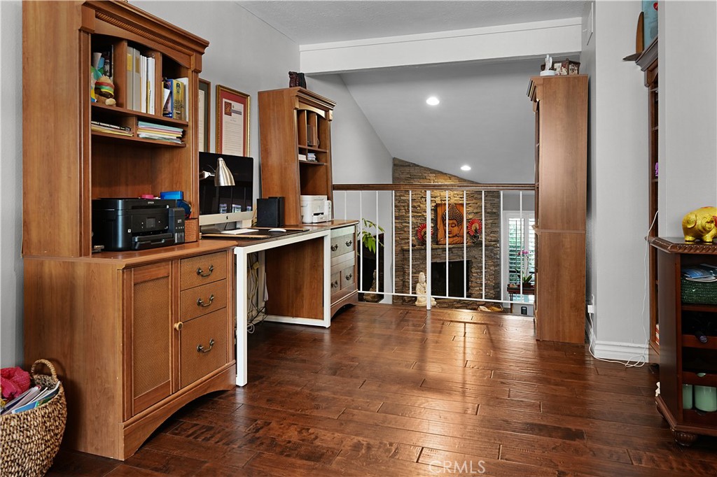 Westlake Bay (728) - Residential