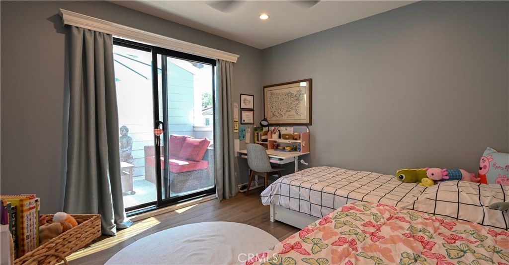 Westlake Bay (728) - Residential