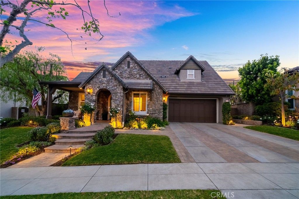 listing image 130729365550915013523