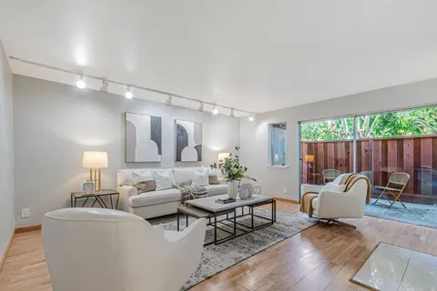 2625 Keystone Avenue Unit 201, Santa Clara, CA 95051 - MLS#: ML82022513