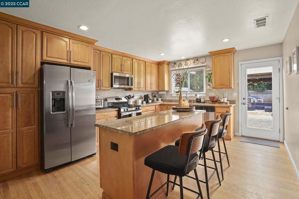 CLAYTON VALLEY - Residential