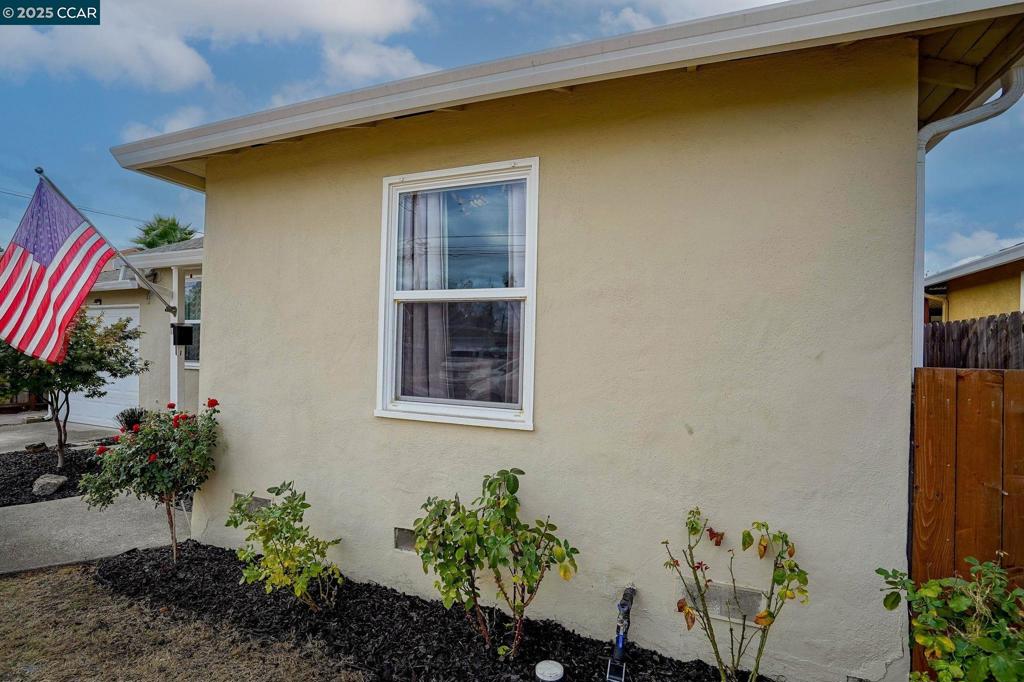 CLAYTON VALLEY - Residential
