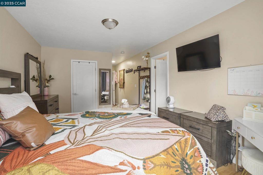 CLAYTON VALLEY - Residential