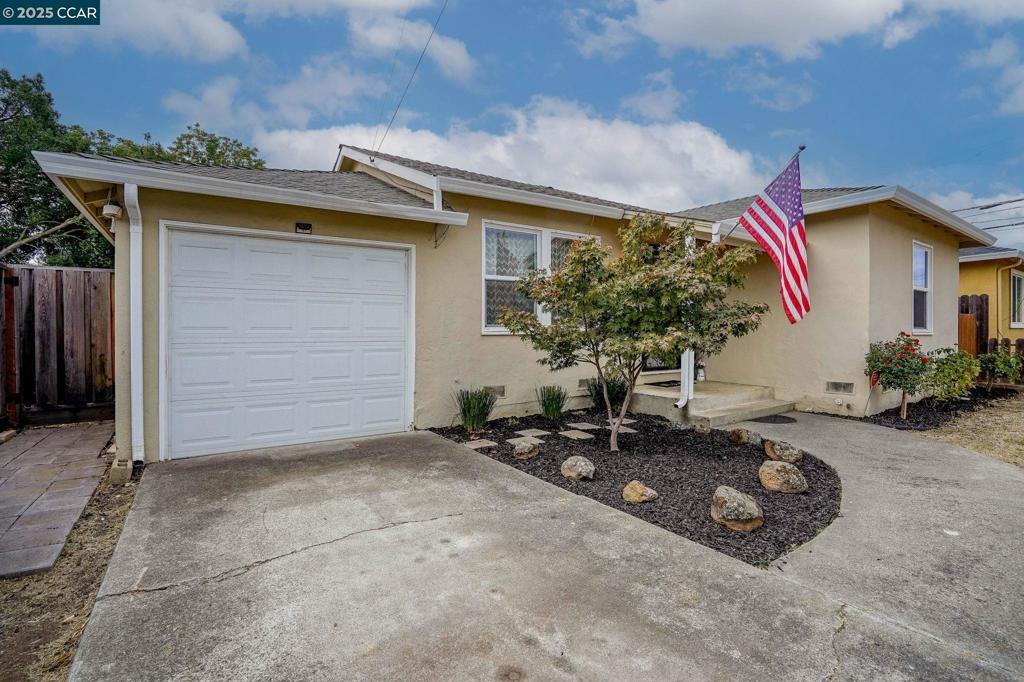 CLAYTON VALLEY - Residential