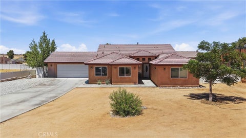 Photo of 16346 Teton ST, Victorville, CA 92395 (MLS # DW26172186)