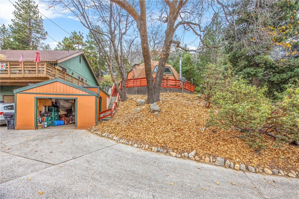 6461 Cedar Avenue