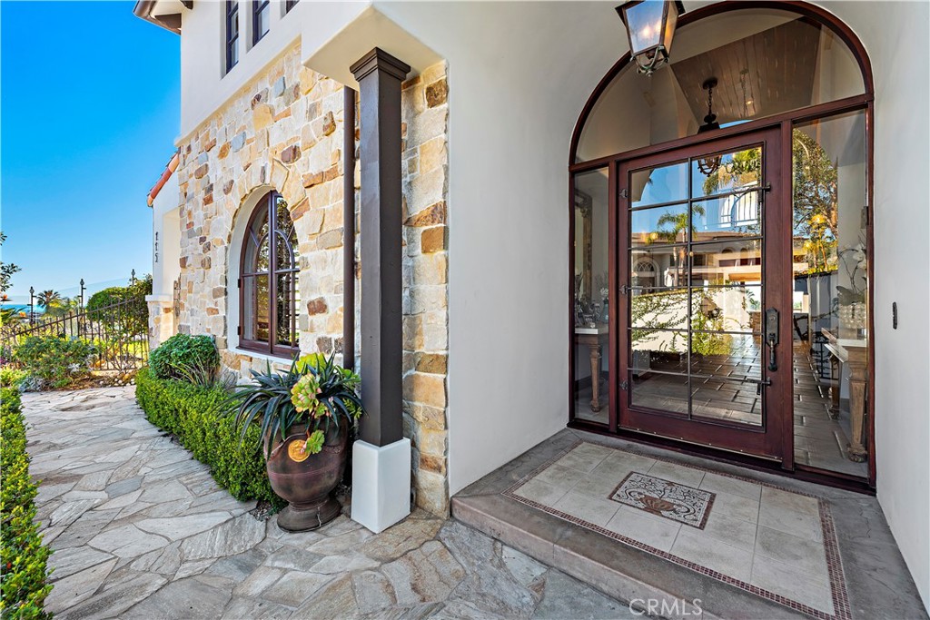 115 Irvine Cove Place