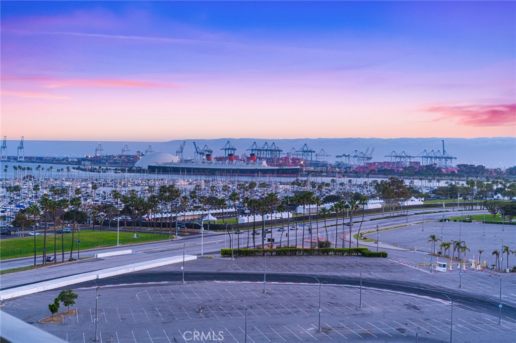 700 E Ocean Boulevard 1208