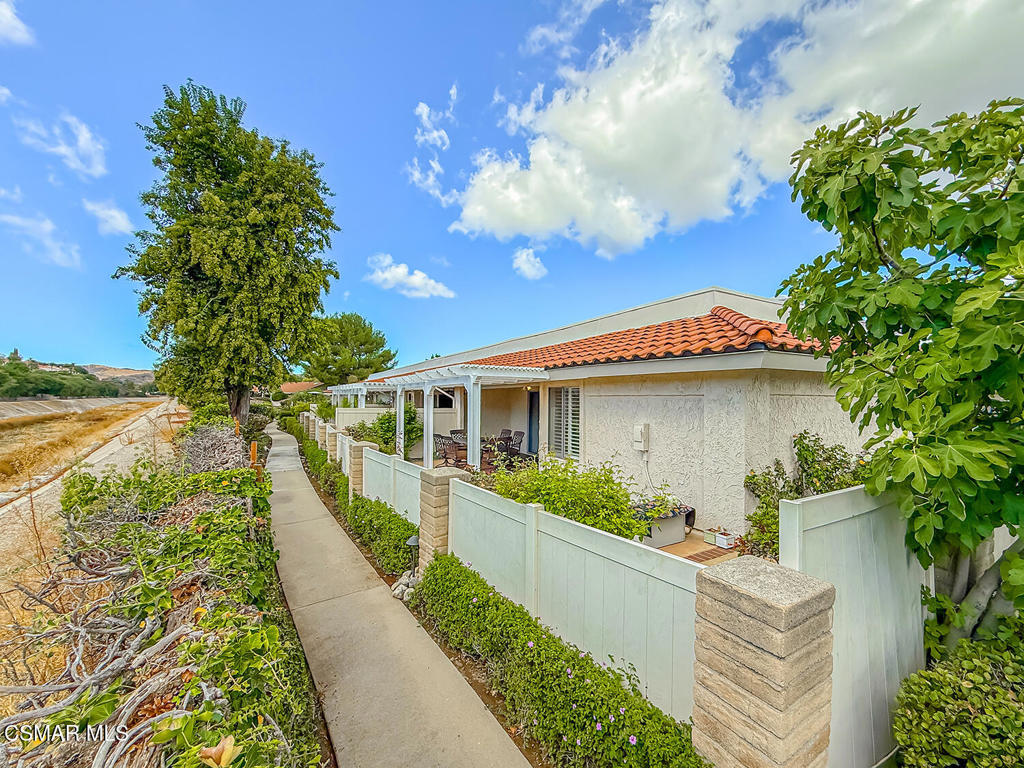 Triunfo West-723 - 723 - Residential