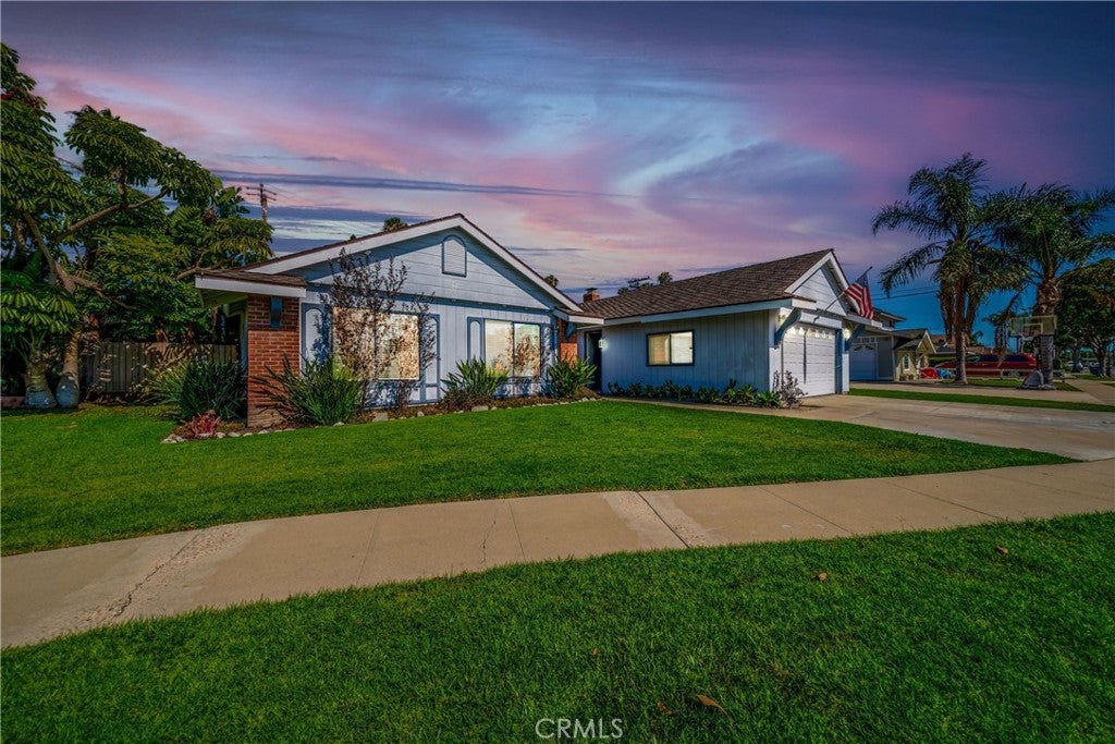3140 Coolidge Avenue, Costa Mesa CA 92626