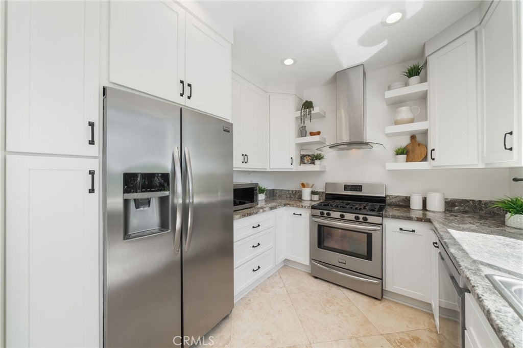 84 Hawaii Drive, Aliso Viejo CA 92656 - Photo 19