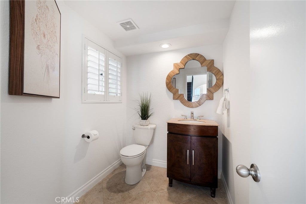 84 Hawaii Drive, Aliso Viejo CA 92656 - Photo 8