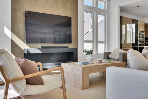 719 1st Place Hermosa Beach CA 90254