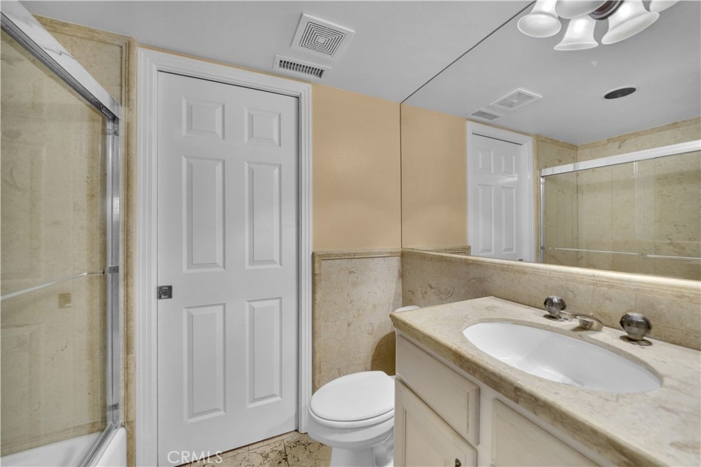 The Village (VIL) - Residential Lease