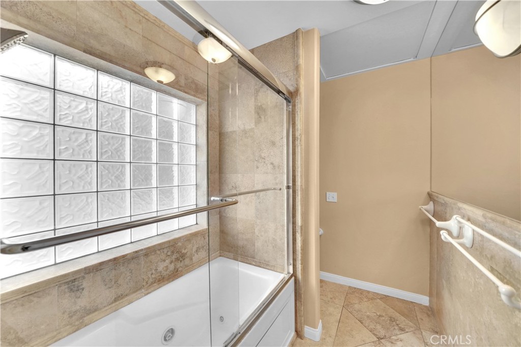 The Village (VIL) - Residential Lease