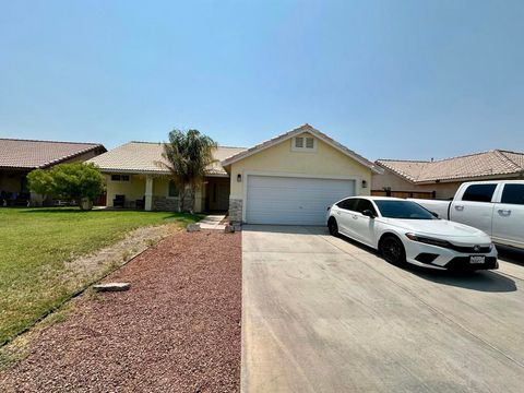 Photo of 157 Shaded Palm, Blythe, CA 92225 (MLS # 219132722DA) Photo of 157 Shaded Palm, Blythe, CA 92225 (MLS # 219132722DA)