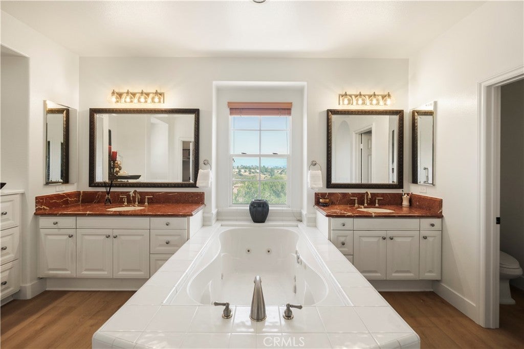 21 Fayence, Newport Coast CA 92657 - Photo 32