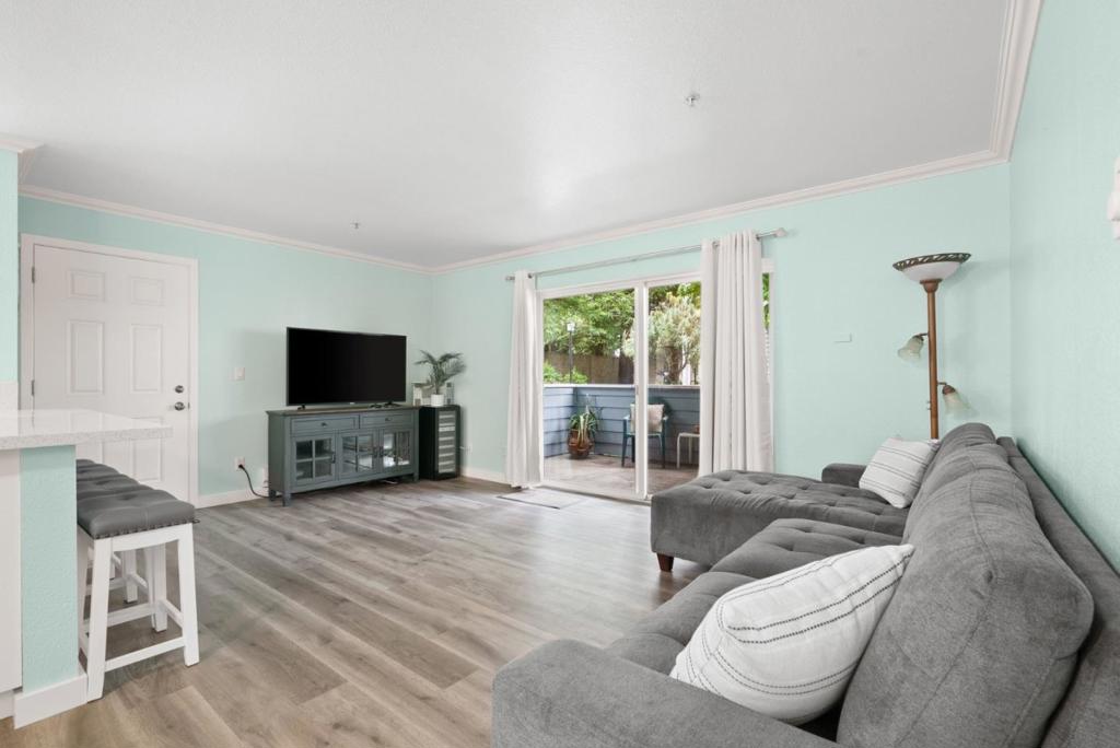 41 Grandview Street 1402
