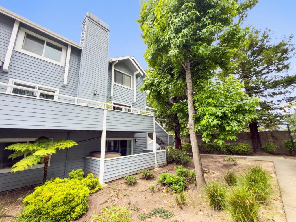 41 Grandview Street 1402