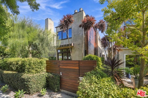 Photo of 744 Marine Street, Santa Monica, CA 90405 (MLS # 26990073)
