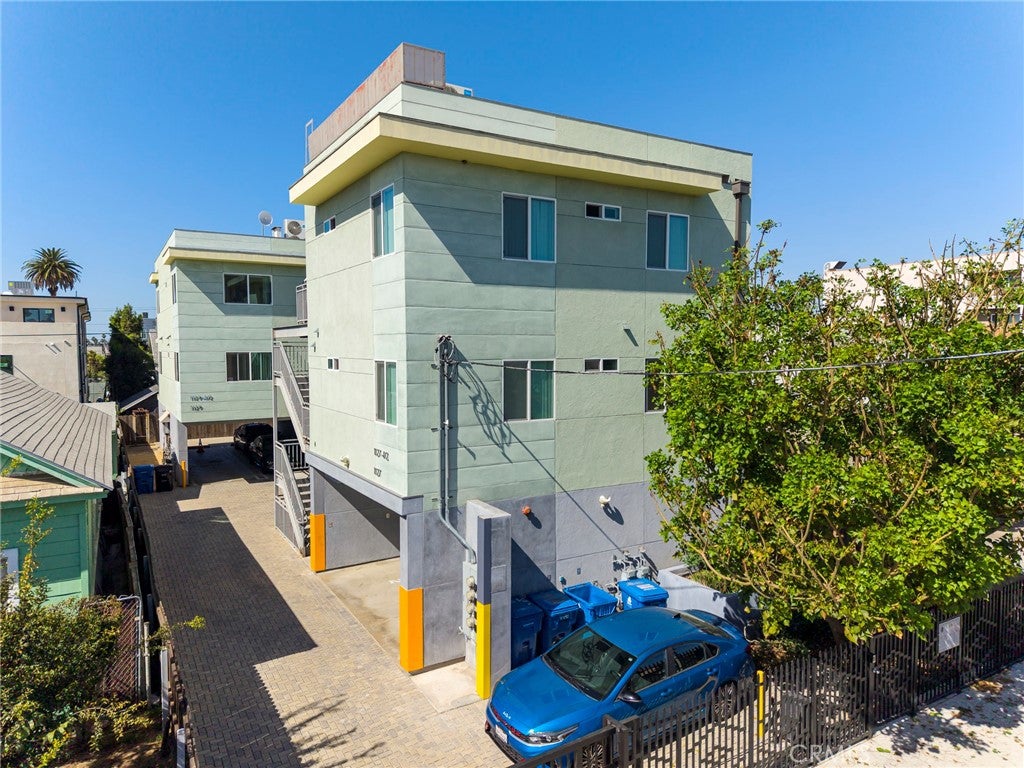 1127 S Kingsley