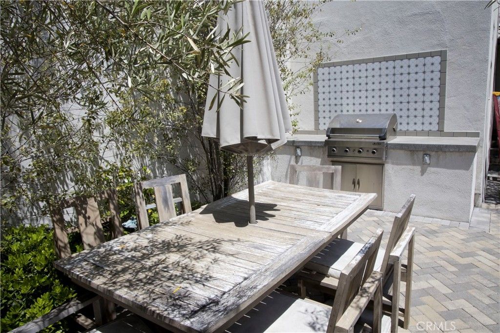 listing image 130727600150402718973