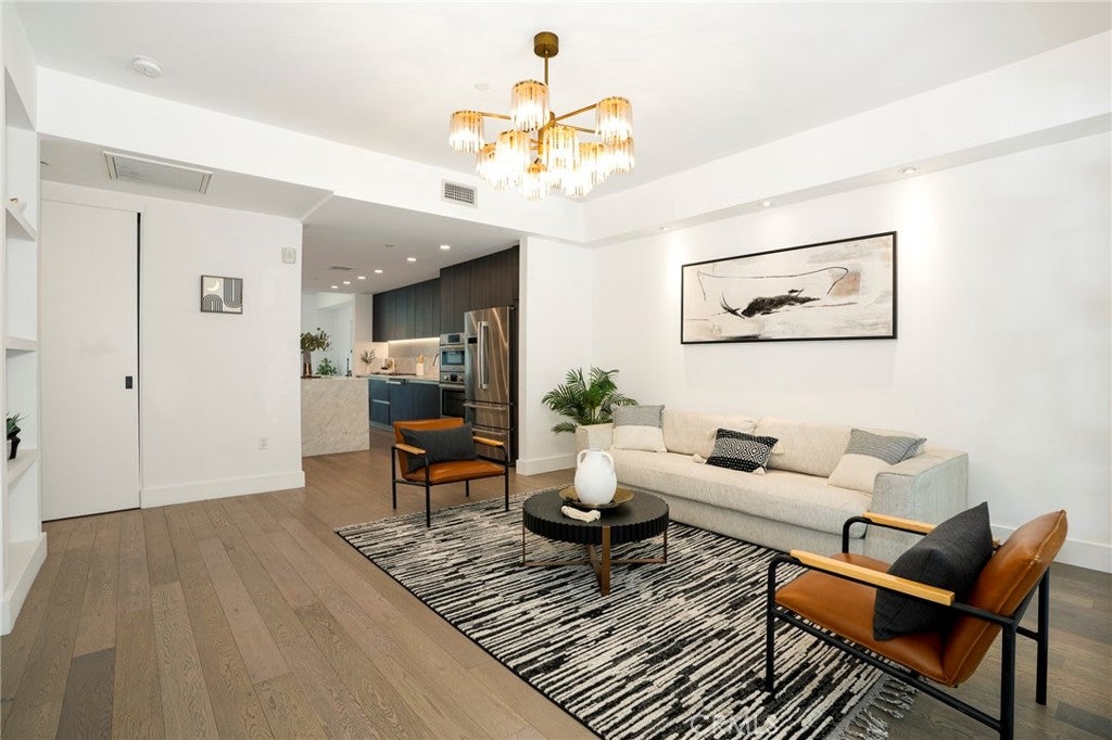1345 Havenhurst 4