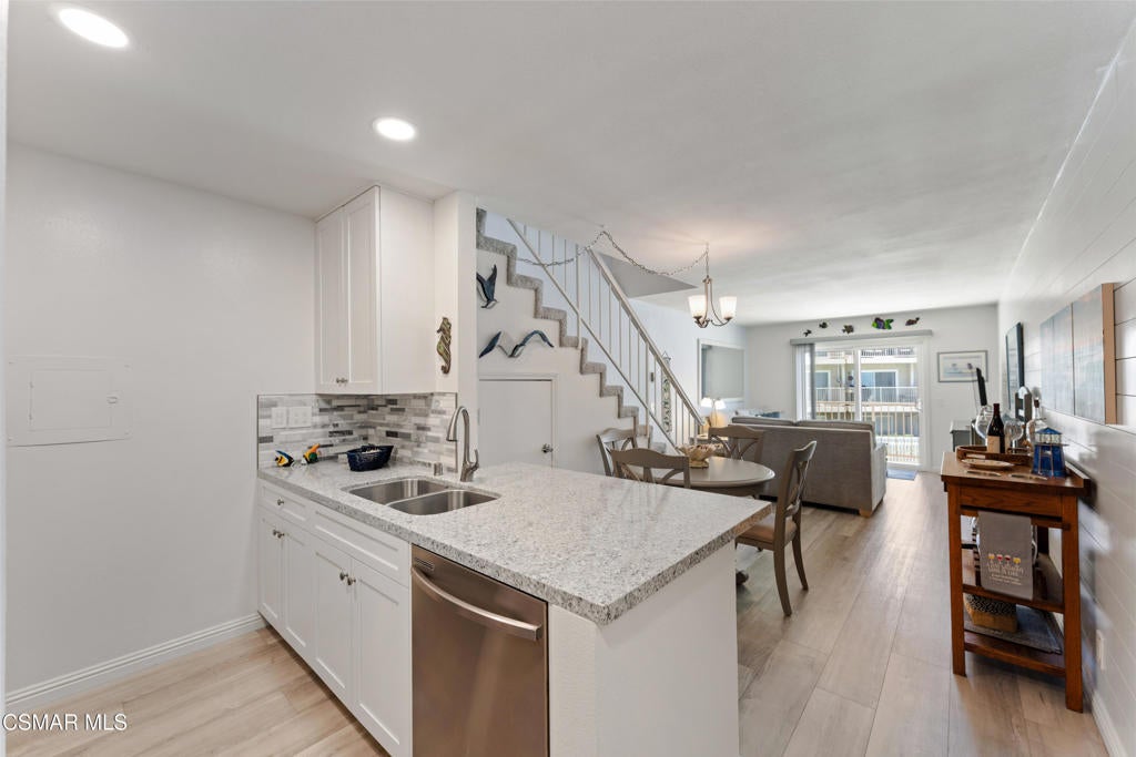 234 E Surfside Drive