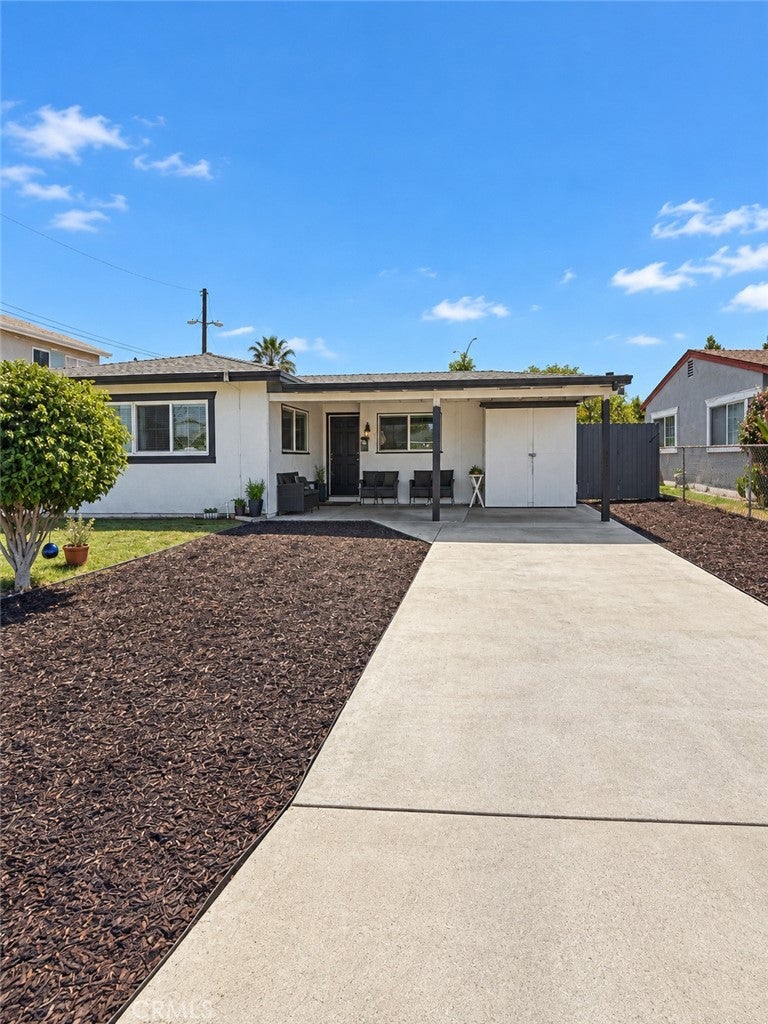 12322 Flagstone