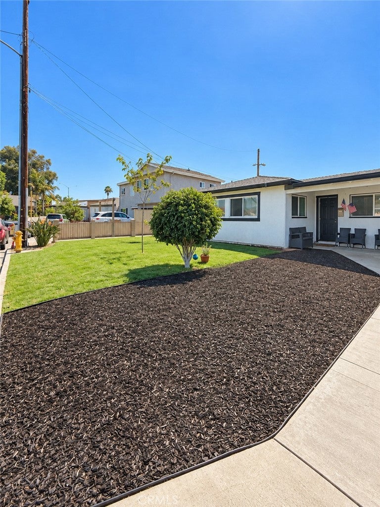 12322 Flagstone