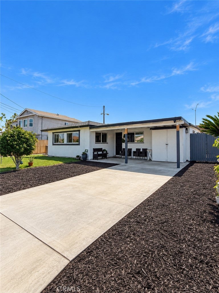 12322 Flagstone