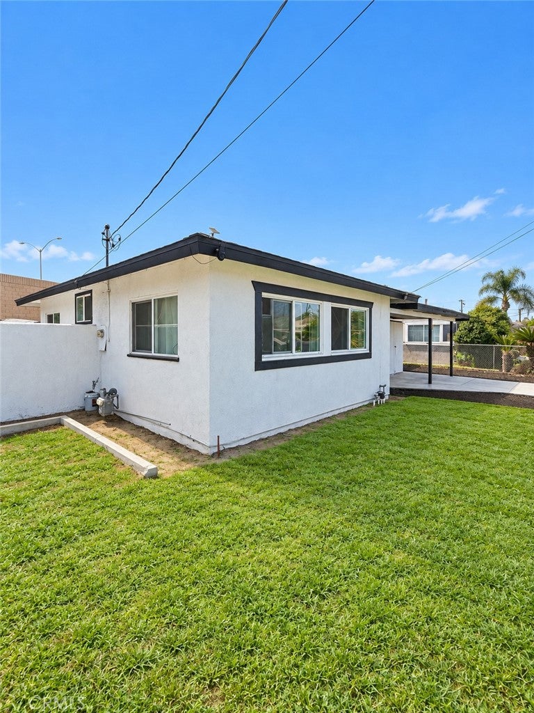12322 Flagstone