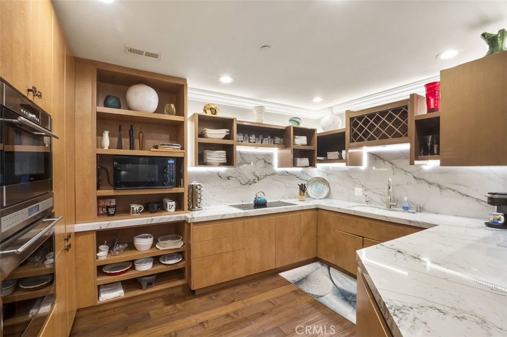 700 Front Street 2302