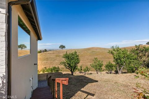 Tiny photo for 1232 Kapareil Ln, Paso Robles, CA 93446 (MLS # NS26086681)