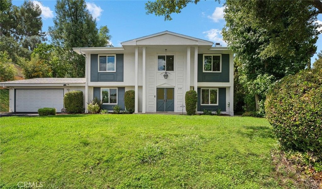 Photo of 5789 Fairhaven Avenue, Woodland Hills, CA 91367 (MLS # SR25225649)