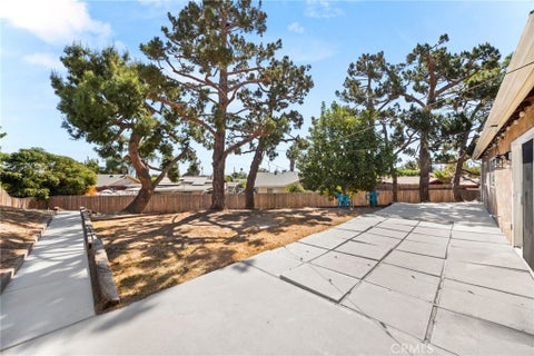 Tiny photo for 10021 Diamond Head WAY, Riverside, CA 92503 (MLS # IV26194087)