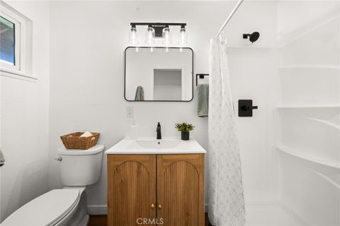 Tiny photo for 10021 Diamond Head WAY, Riverside, CA 92503 (MLS # IV26194087)