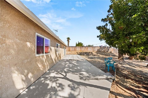 Tiny photo for 10021 Diamond Head WAY, Riverside, CA 92503 (MLS # IV26194087)