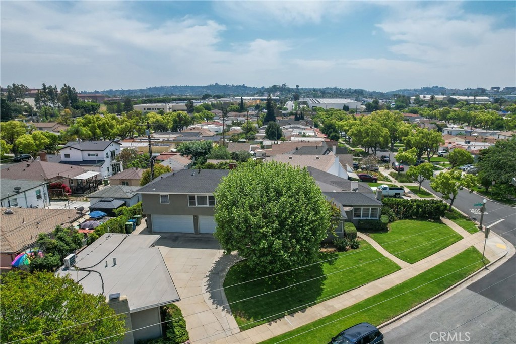 Properties 1 600 Westminster Avenue